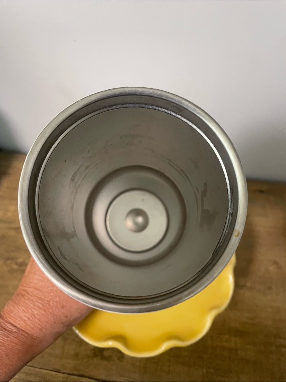HydraPeak Stainless Steel Tumbler - Cream with Black Base - Picture 7 of 9